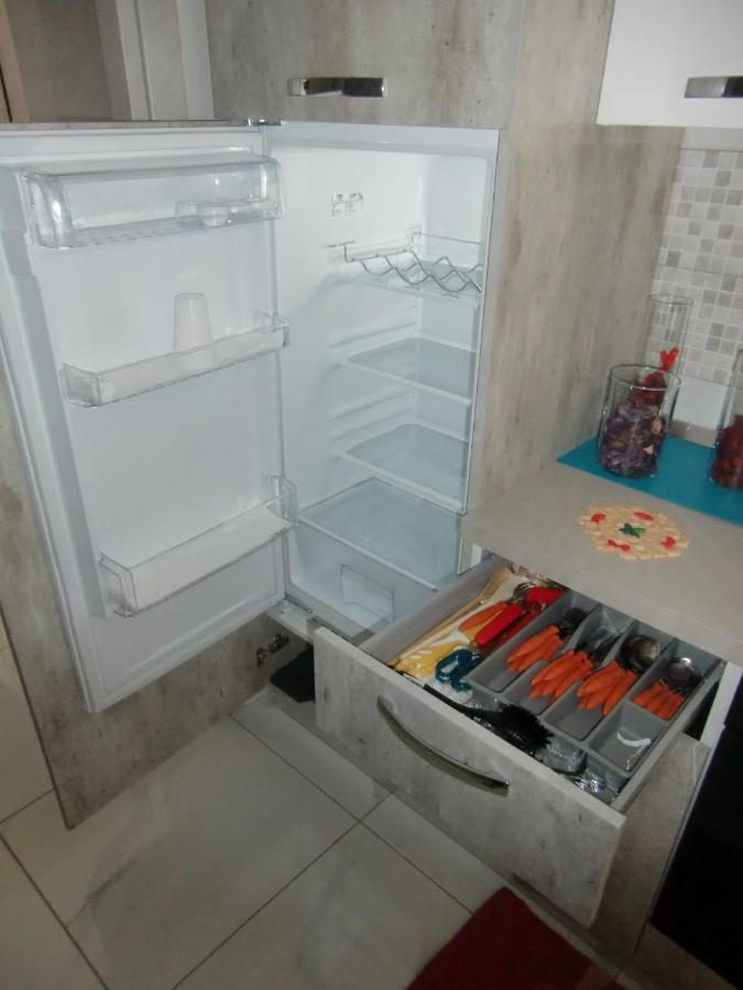 Guesthouse Aaron2 Νάπολη Εξωτερικό φωτογραφία