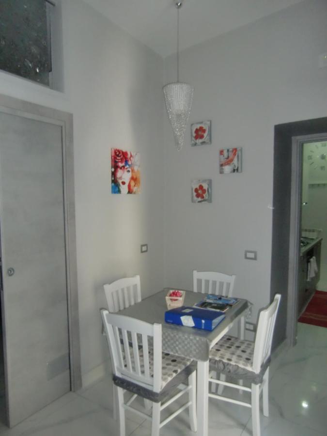 Guesthouse Aaron2 Νάπολη Εξωτερικό φωτογραφία
