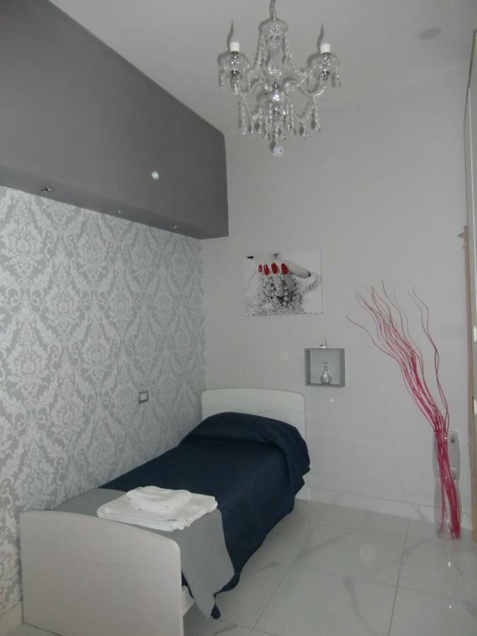 Guesthouse Aaron2 Νάπολη Εξωτερικό φωτογραφία