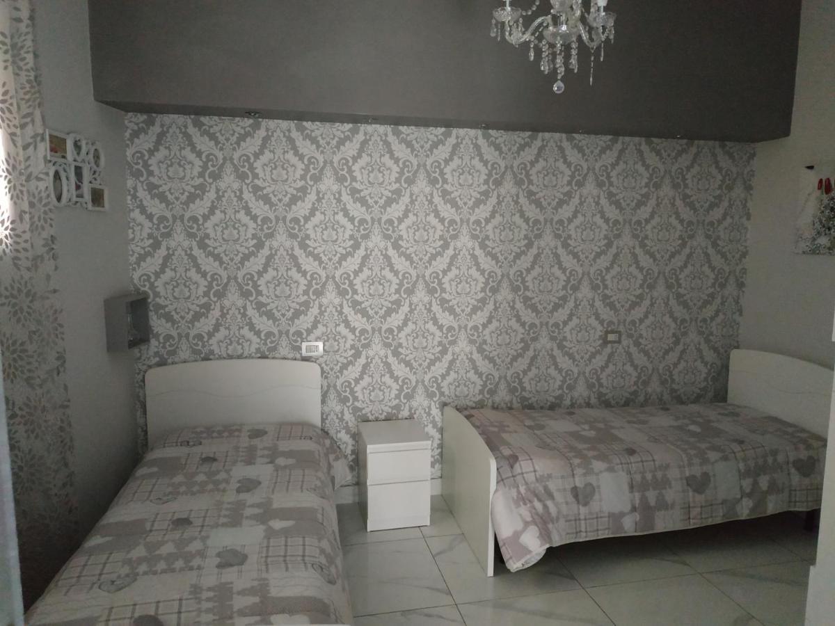 Guesthouse Aaron2 Νάπολη Εξωτερικό φωτογραφία